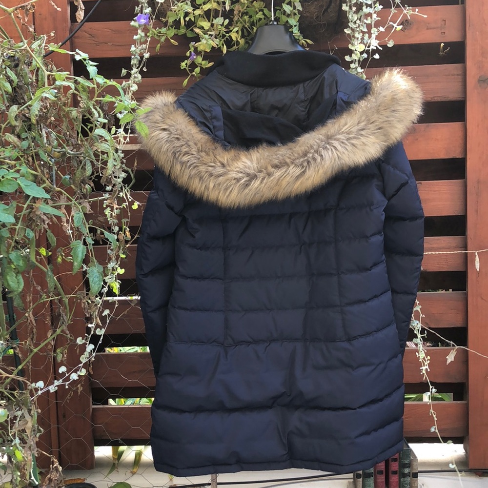 Authentic North Aware Black Women's Parka - Picture 4 of 5